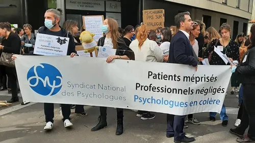 En vidéo : pourquoi les psychologues manifestent ?